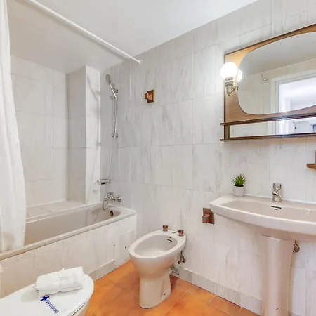 Posh In Centro Apartment
